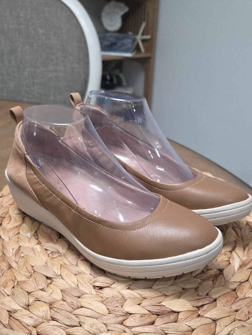 Vionic Jacey Orthotic Comfort Slip-On Wedges Toffee Size 7.5